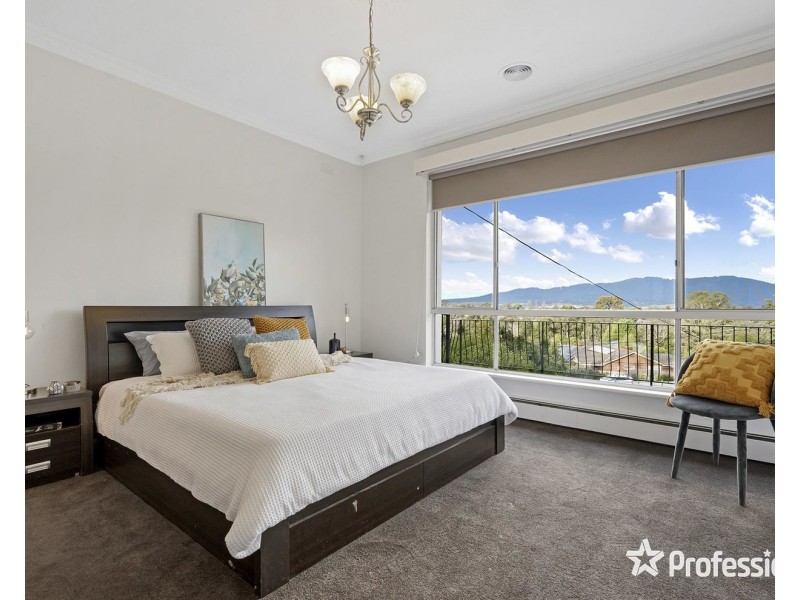9 Emily Court, Croydon VIC 3136