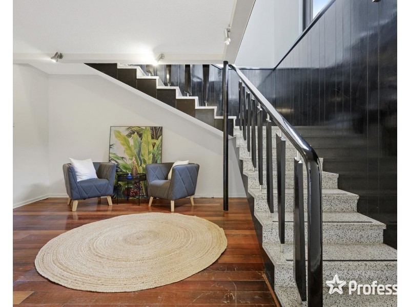9 Emily Court, Croydon VIC 3136