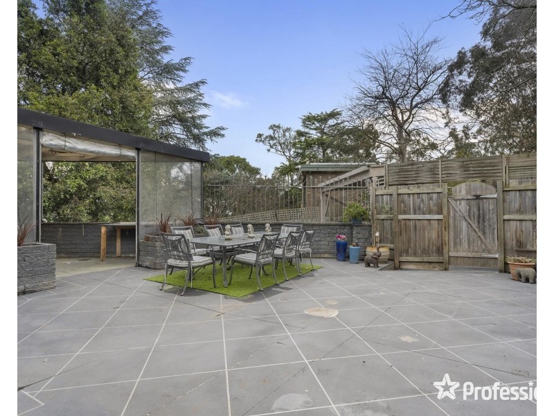 9 Emily Court, Croydon VIC 3136
