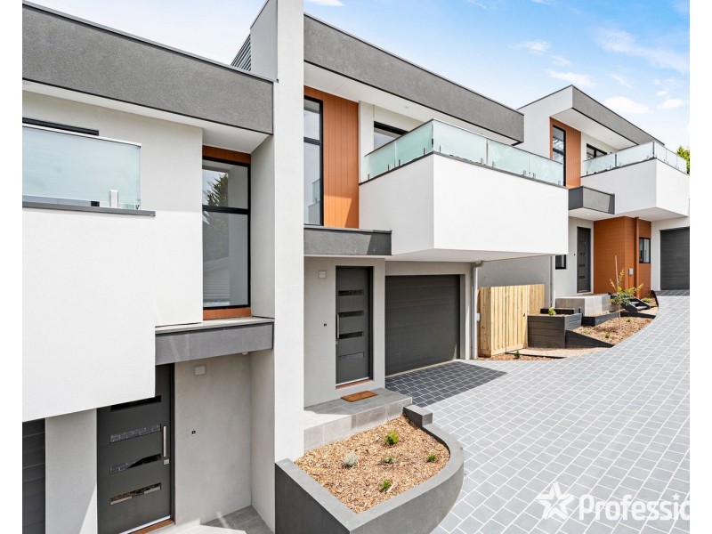 3/17 Felix Grove, Mooroolbark VIC 3138