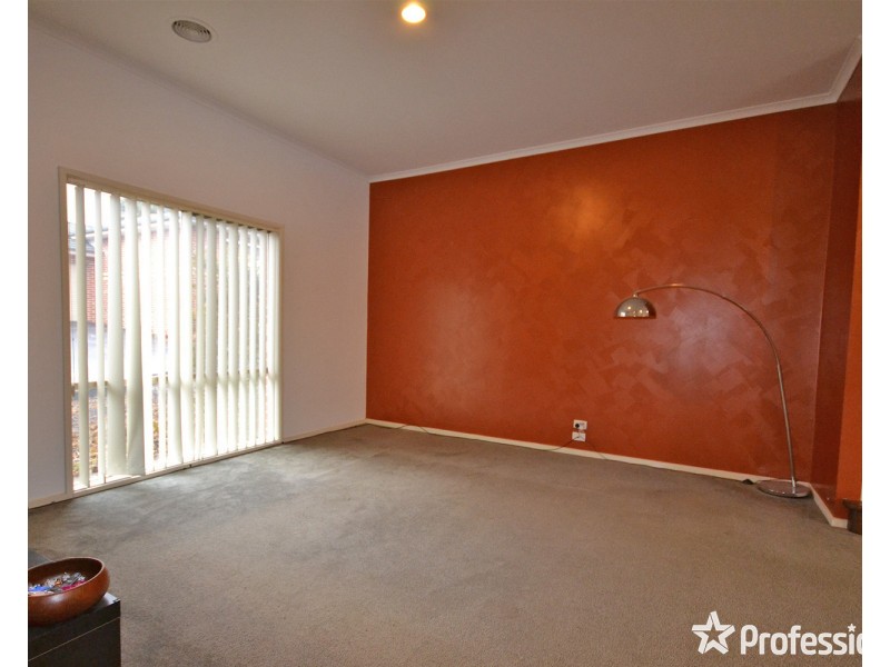 16/25-27 Canterbury Road, Montrose VIC 3765