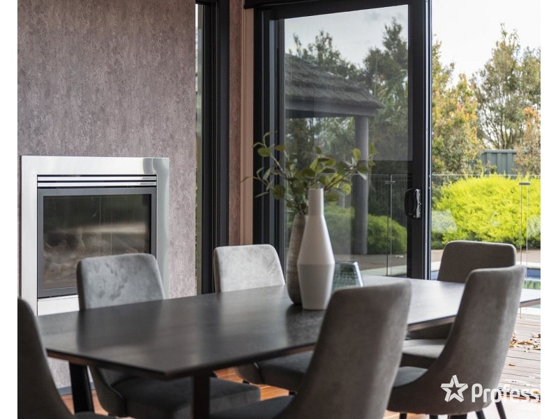 4 Doonside Drive, Lilydale VIC 3140