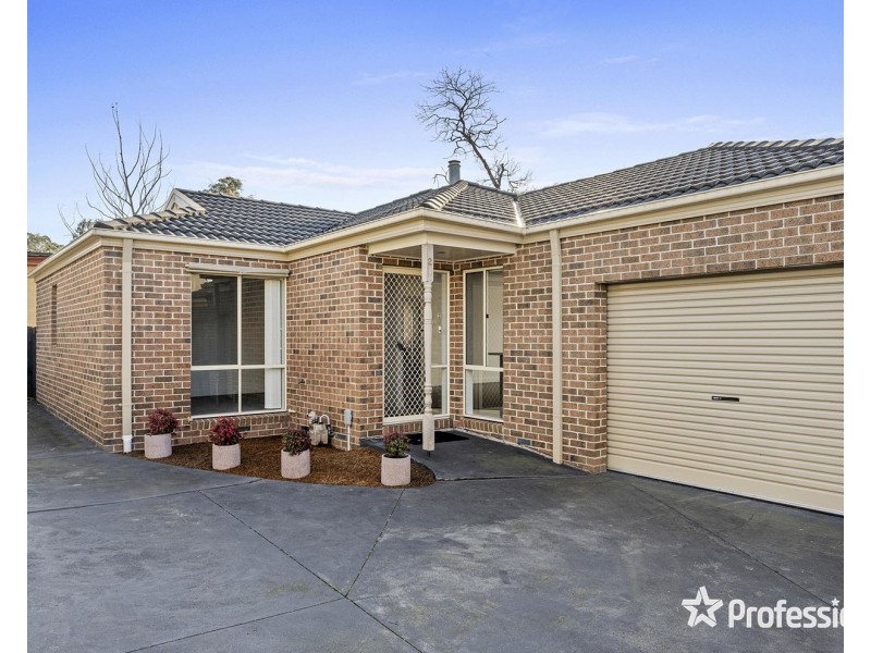 2/53 Terrigal Crescent, Kilsyth VIC 3137