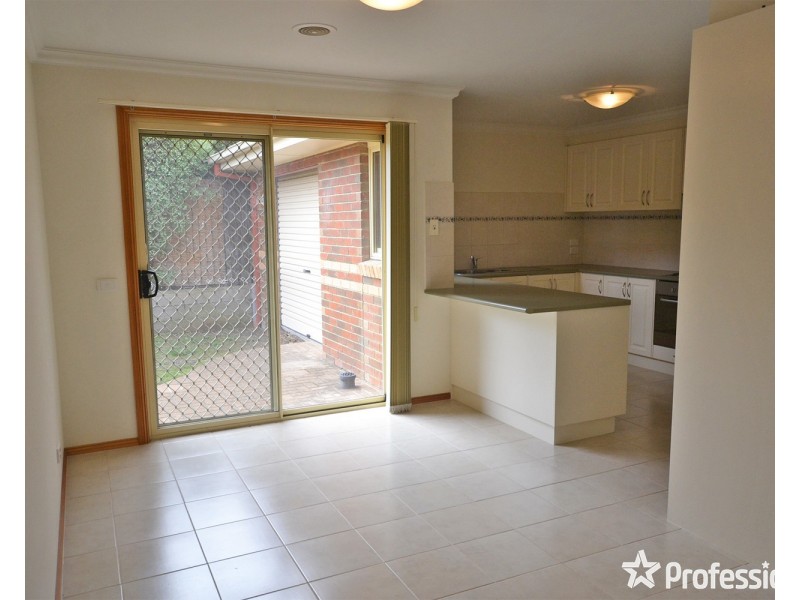 1/6 Devenish Avenue, Montrose VIC 3765