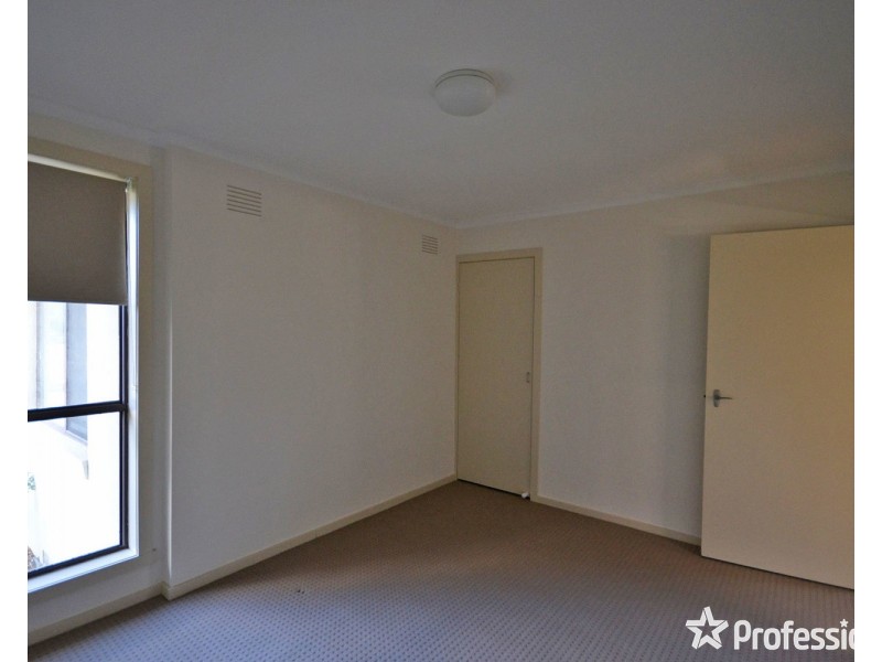 3/24 Mt Dandenong Road, Ringwood East VIC 3135