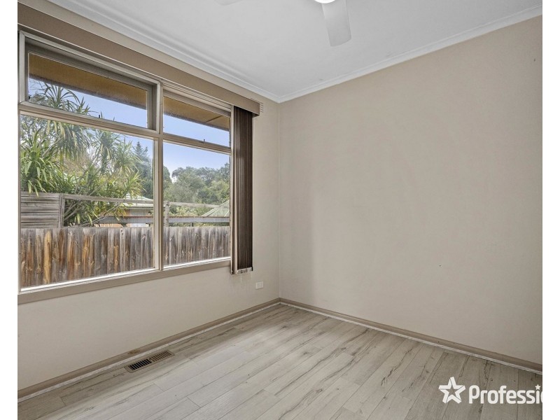 75 Mount View Parade, Croydon VIC 3136