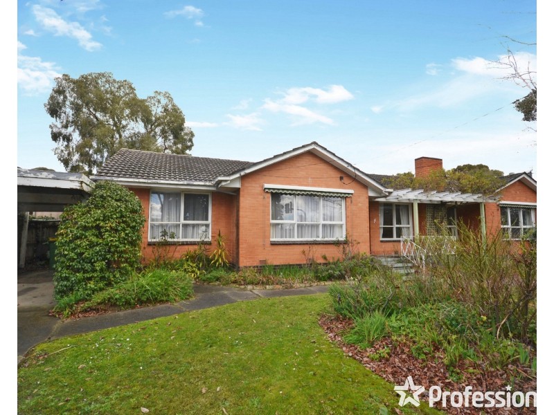 228 Hull Road, Mooroolbark VIC 3138