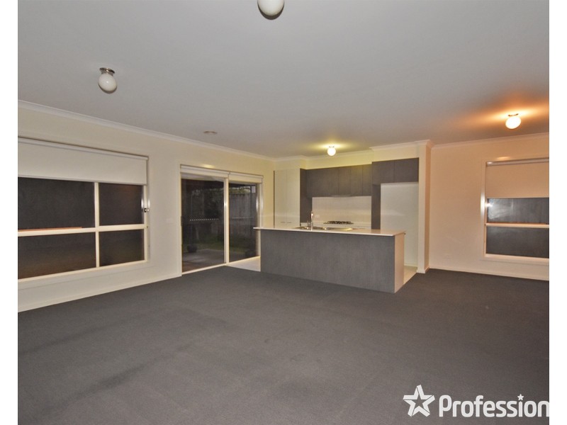 47 Tanika Circuit, Croydon VIC 3136