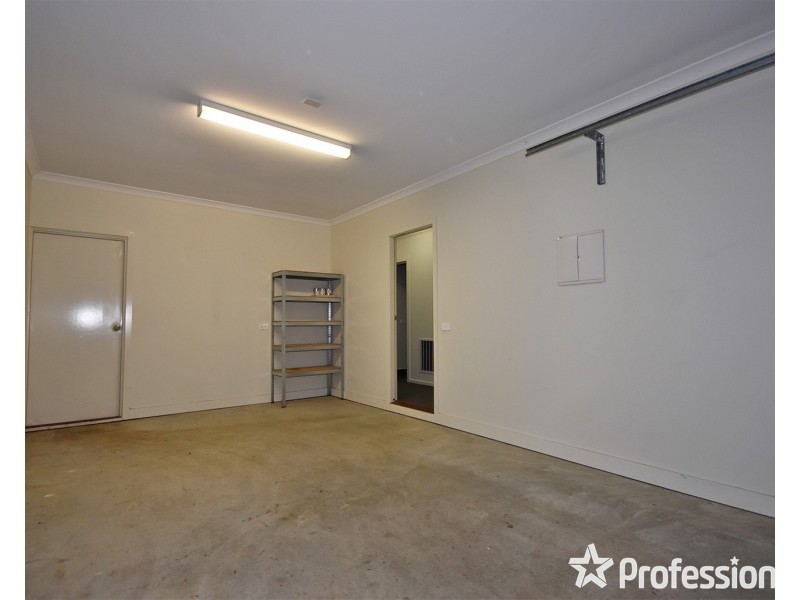 47 Tanika Circuit, Croydon VIC 3136