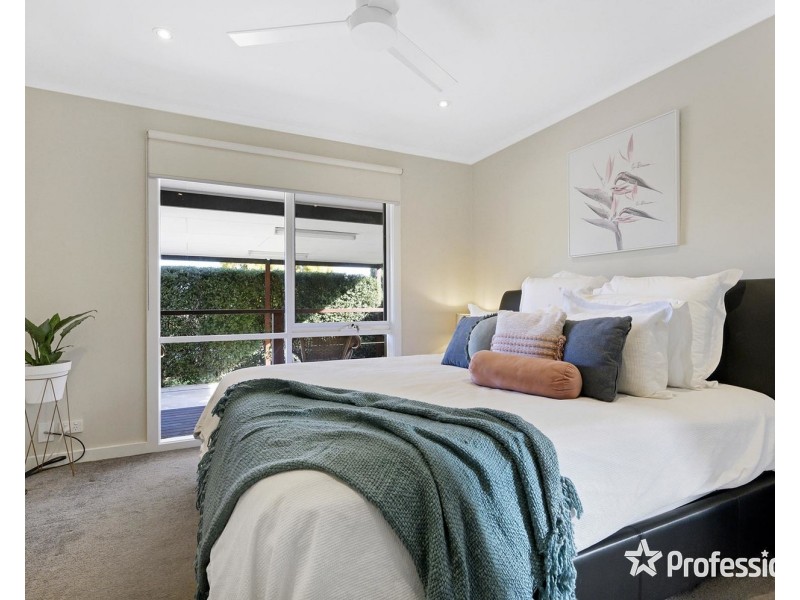 15 Brack Court, Mooroolbark VIC 3138