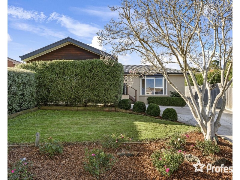 15 Brack Court, Mooroolbark VIC 3138