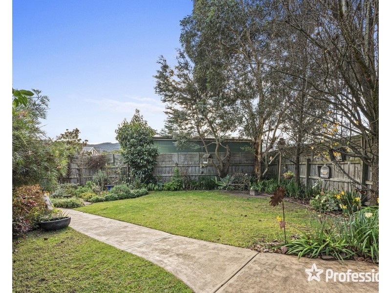 22 Smith Street, Healesville VIC 3777