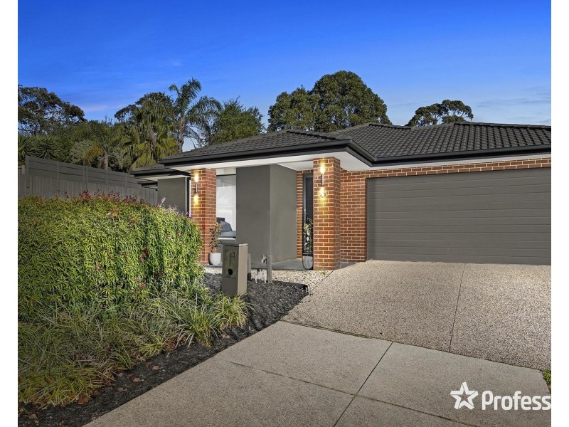 3 Botanica Drive, Chirnside Park VIC 3116