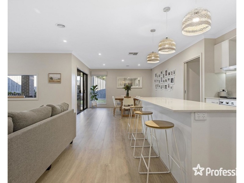 3 Botanica Drive, Chirnside Park VIC 3116