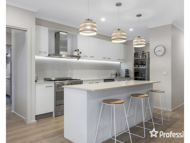 3 Botanica Drive, Chirnside Park VIC 3116