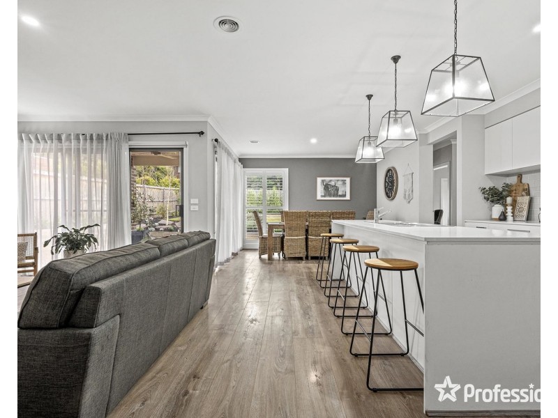 70 Locksley Road, Chirnside Park VIC 3116