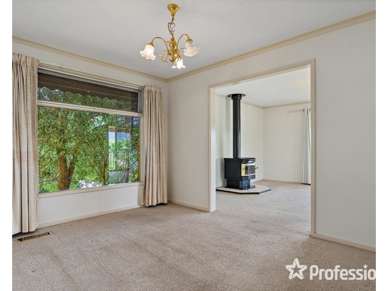 20 Central Avenue, Mooroolbark VIC 3138