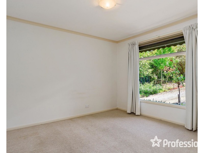 20 Central Avenue, Mooroolbark VIC 3138