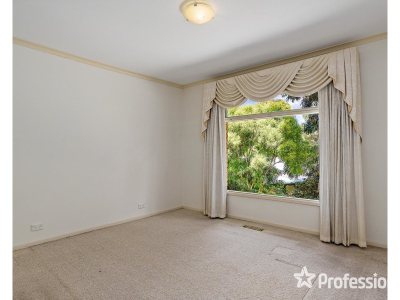 20 Central Avenue, Mooroolbark VIC 3138