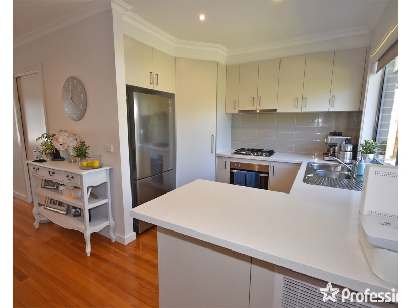2 William Dabb Terrace, Croydon VIC 3136
