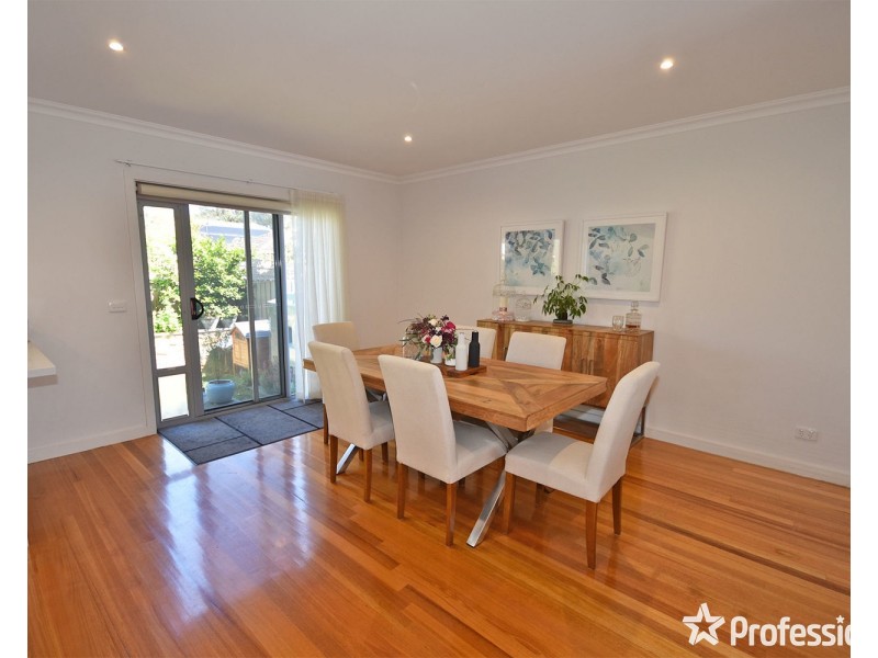 2 William Dabb Terrace, Croydon VIC 3136