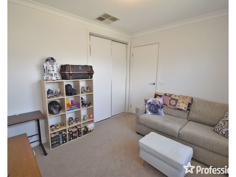 2 William Dabb Terrace, Croydon VIC 3136