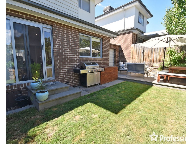2 William Dabb Terrace, Croydon VIC 3136
