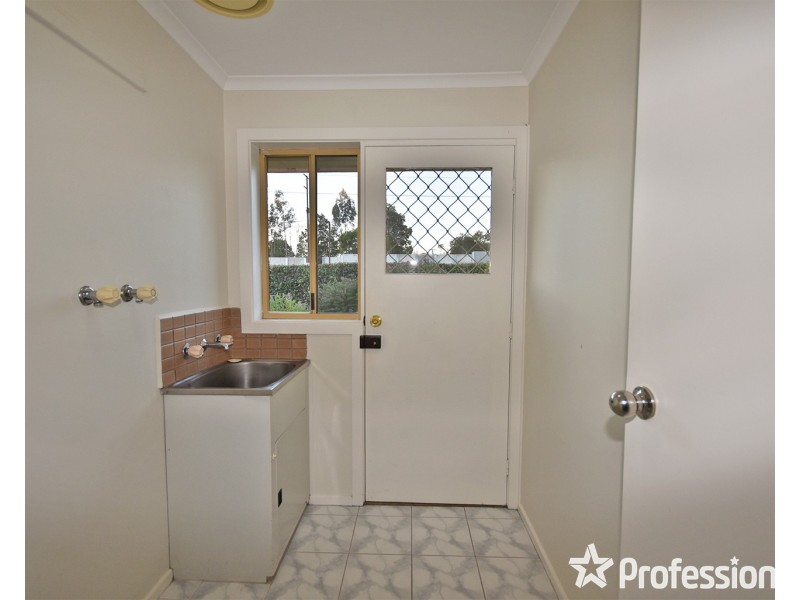 10/98 Sherlock Road, Mooroolbark VIC 3138