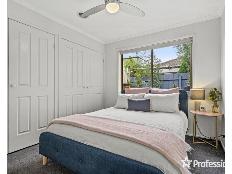 4/26 Haig Street, Croydon VIC 3136