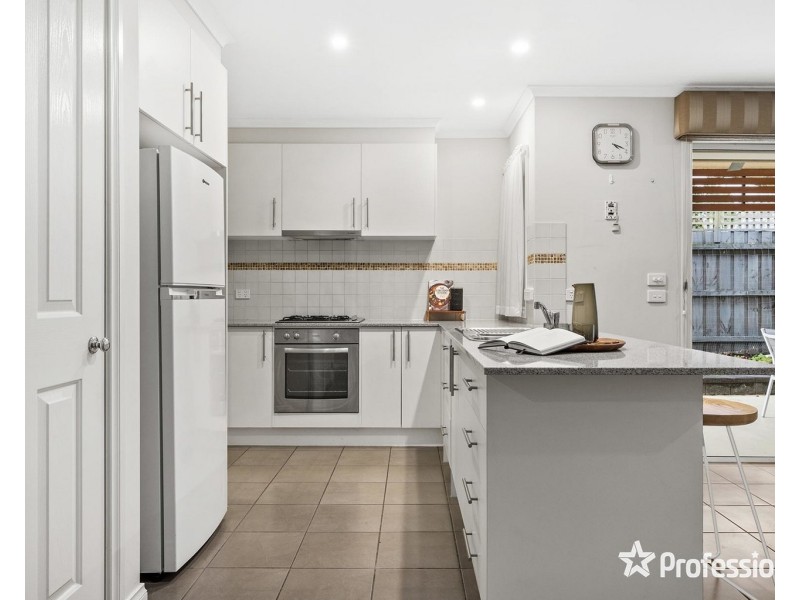 2/7 Russo Place, Kilsyth VIC 3137