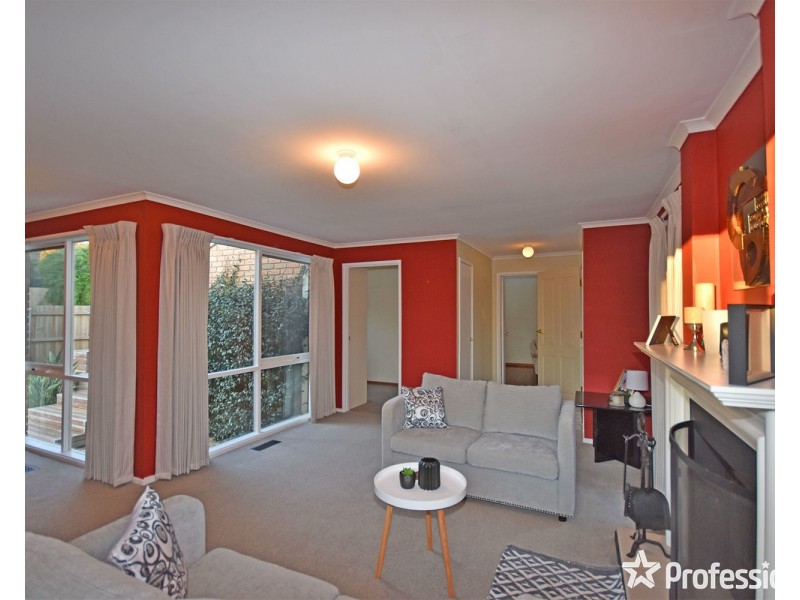 4 Henty Court, Mooroolbark VIC 3138