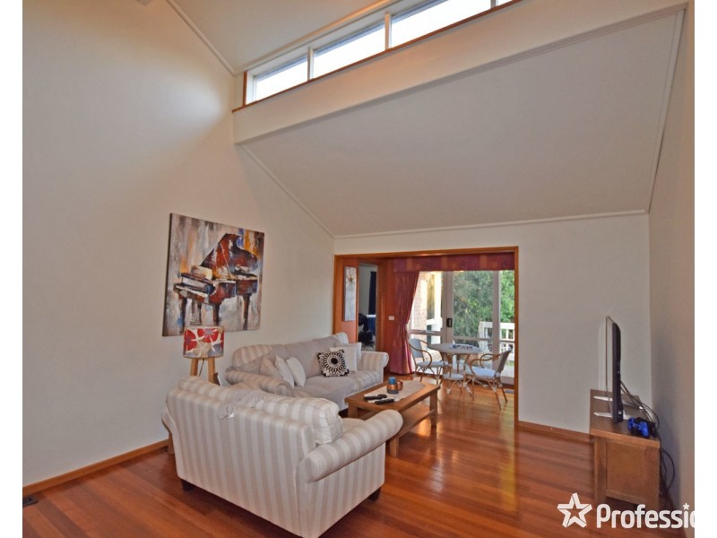 4 Henty Court, Mooroolbark VIC 3138