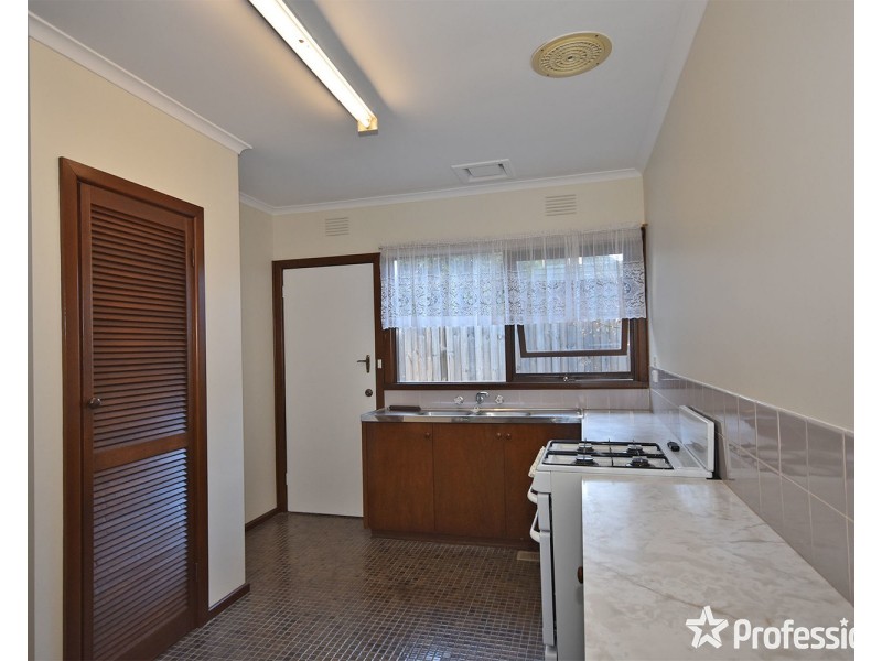 2/2 Munro Street, Ringwood VIC 3134