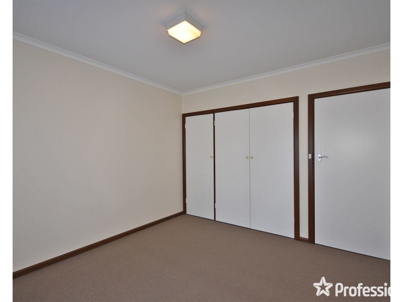2/2 Munro Street, Ringwood VIC 3134