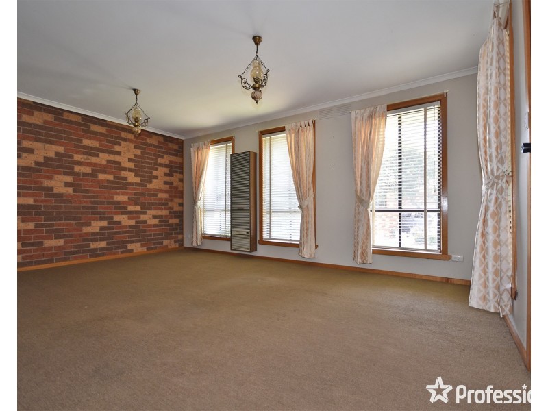 8/104 Sherlock Road, Mooroolbark VIC 3138