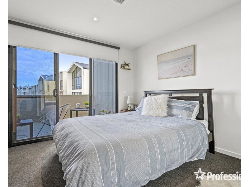 5 Belsay Chase, Chirnside Park VIC 3116