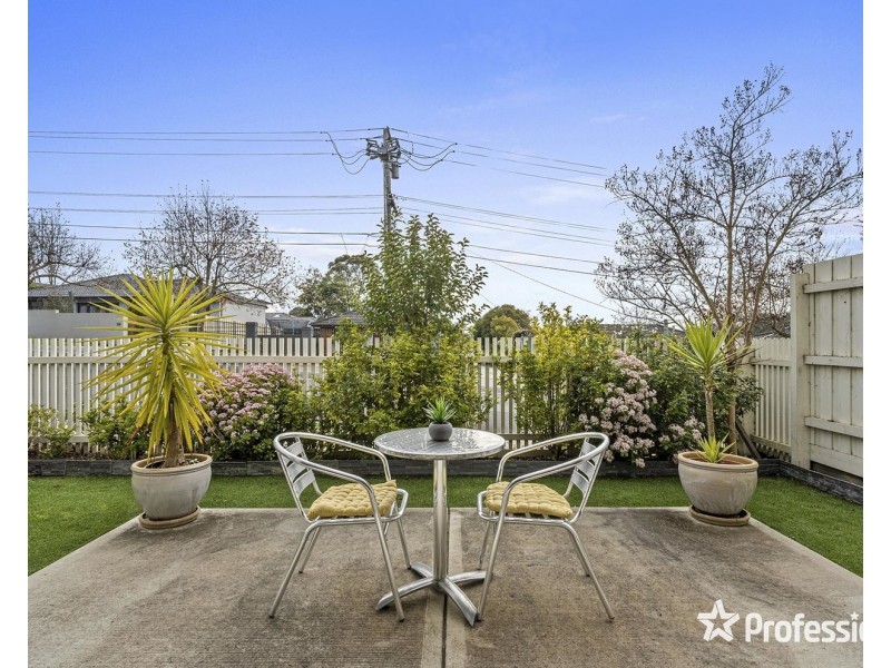 5 Belsay Chase, Chirnside Park VIC 3116