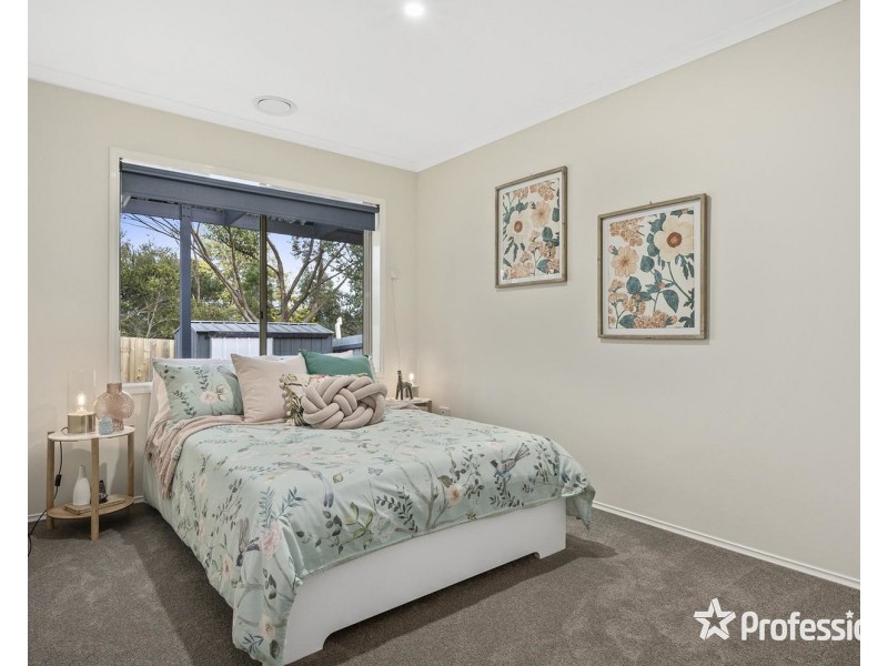 15 Meadowbank Avenue, Chirnside Park VIC 3116