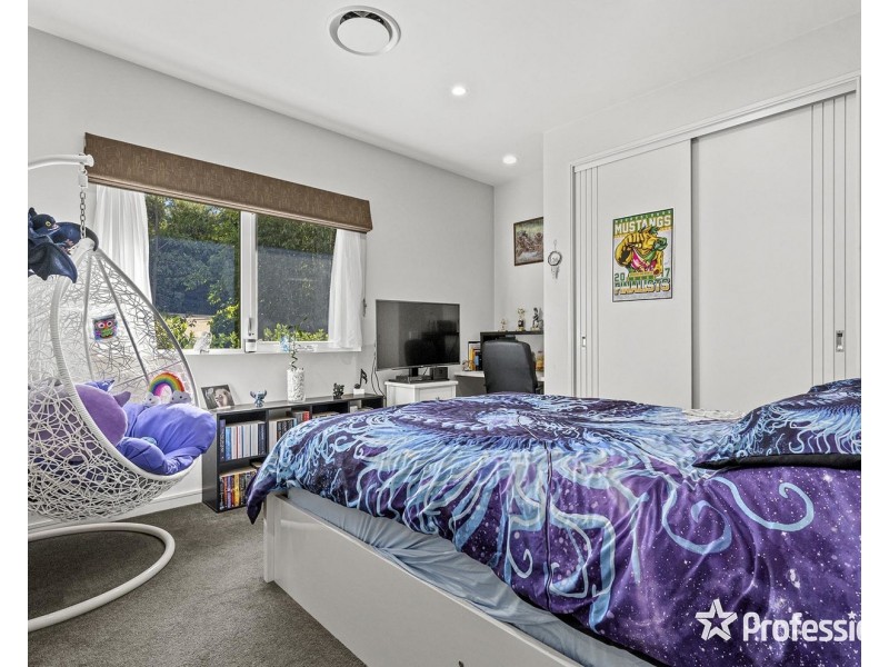 7 Chevalier Crescent, Mooroolbark VIC 3138