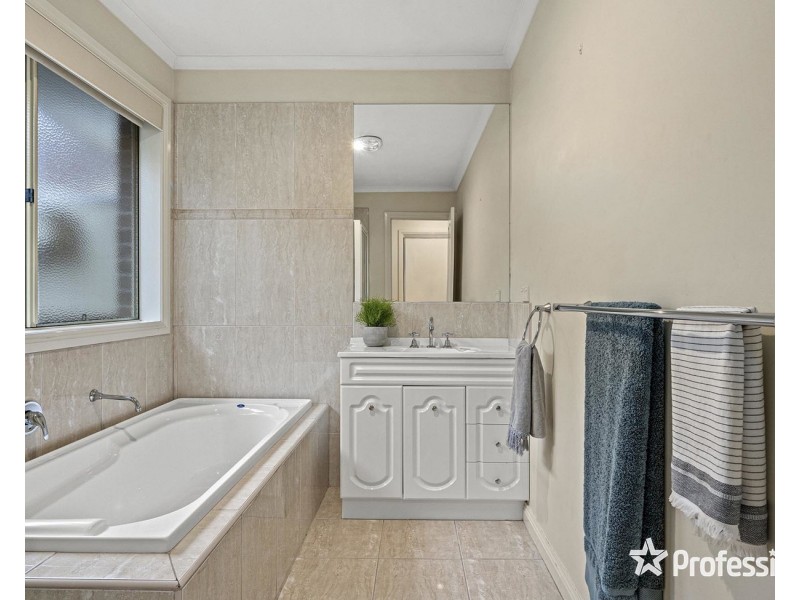 3/60 Taylor Road, Mooroolbark VIC 3138