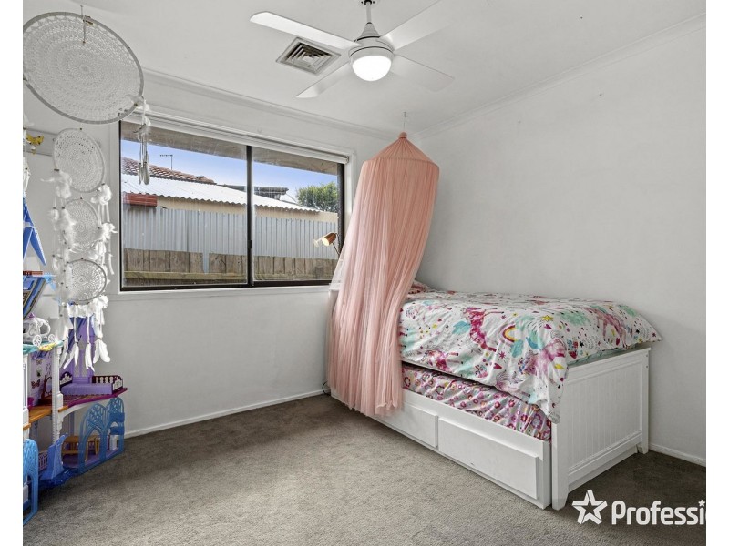 7 Norman Berry Drive, Seville VIC 3139