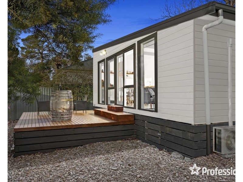 13 Edward Street, Healesville VIC 3777