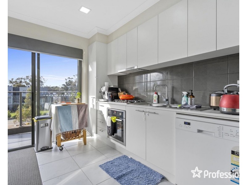 14 Recess Concourse, Mooroolbark VIC 3138