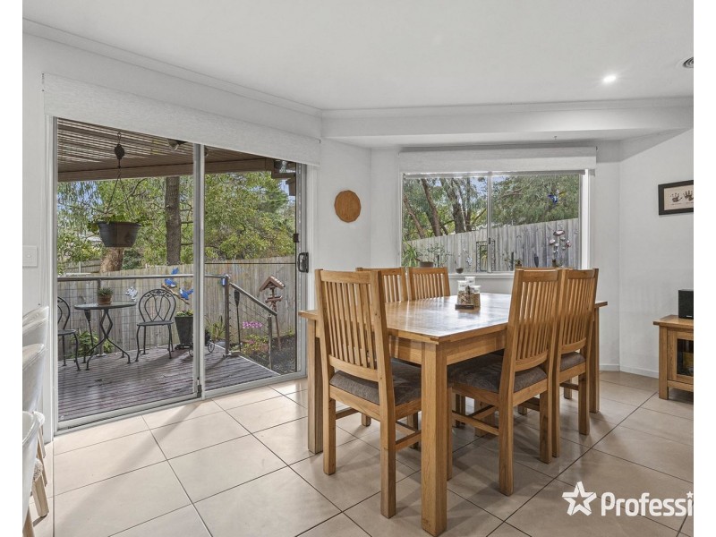 10/25-27 Canterbury Road, Montrose VIC 3765