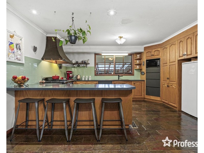 31 Clubpoint Drive, Chirnside Park VIC 3116