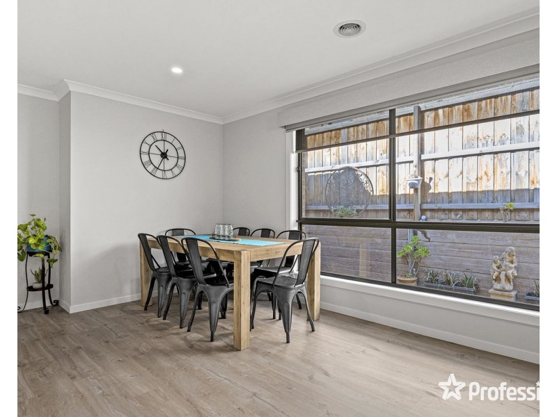 60 Locksley Road, Chirnside Park VIC 3116