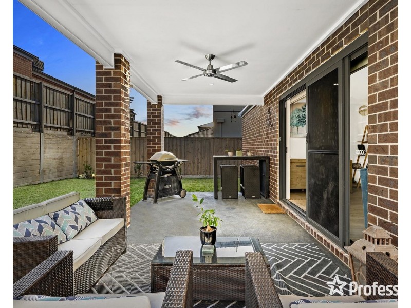 60 Locksley Road, Chirnside Park VIC 3116