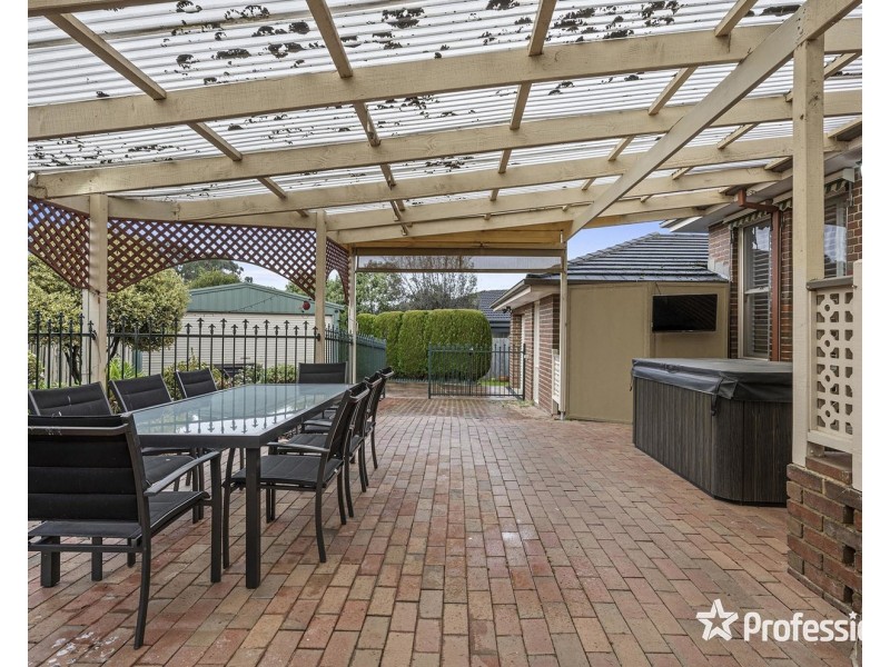 5 MacDonnell Court, Kilsyth VIC 3137