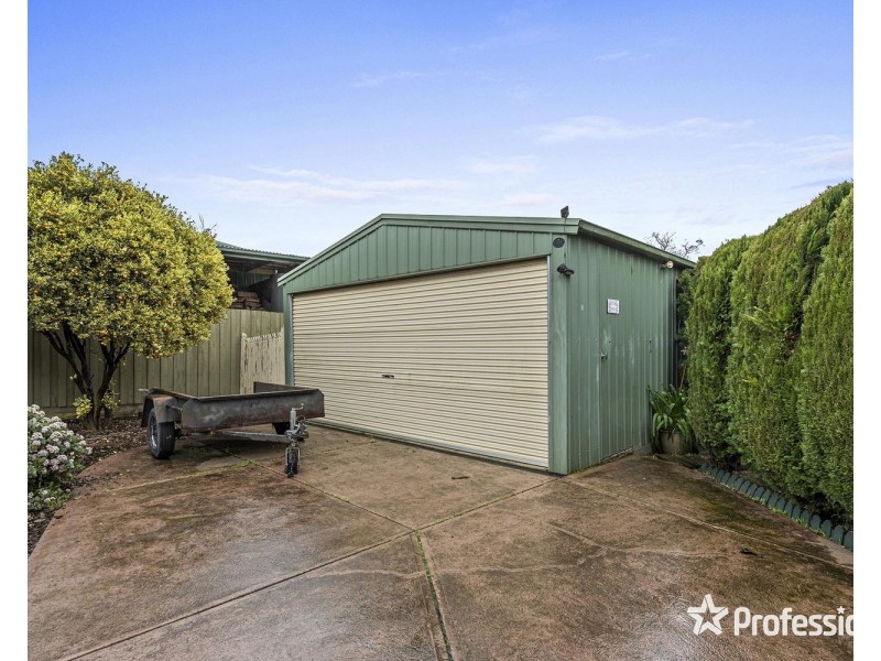 5 MacDonnell Court, Kilsyth VIC 3137