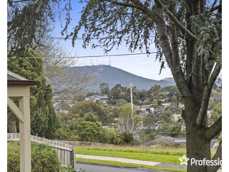 1 Delville Street, Mooroolbark VIC 3138